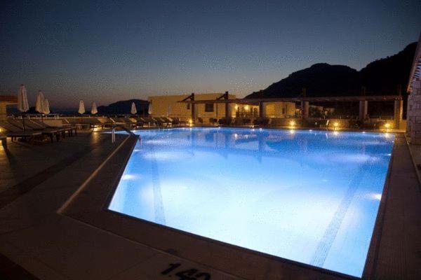 Island Blue Hotel Pefki Eksteriør bilde